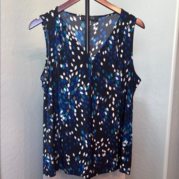 Kasper Tops - Sleeveless Blue Patterned Top